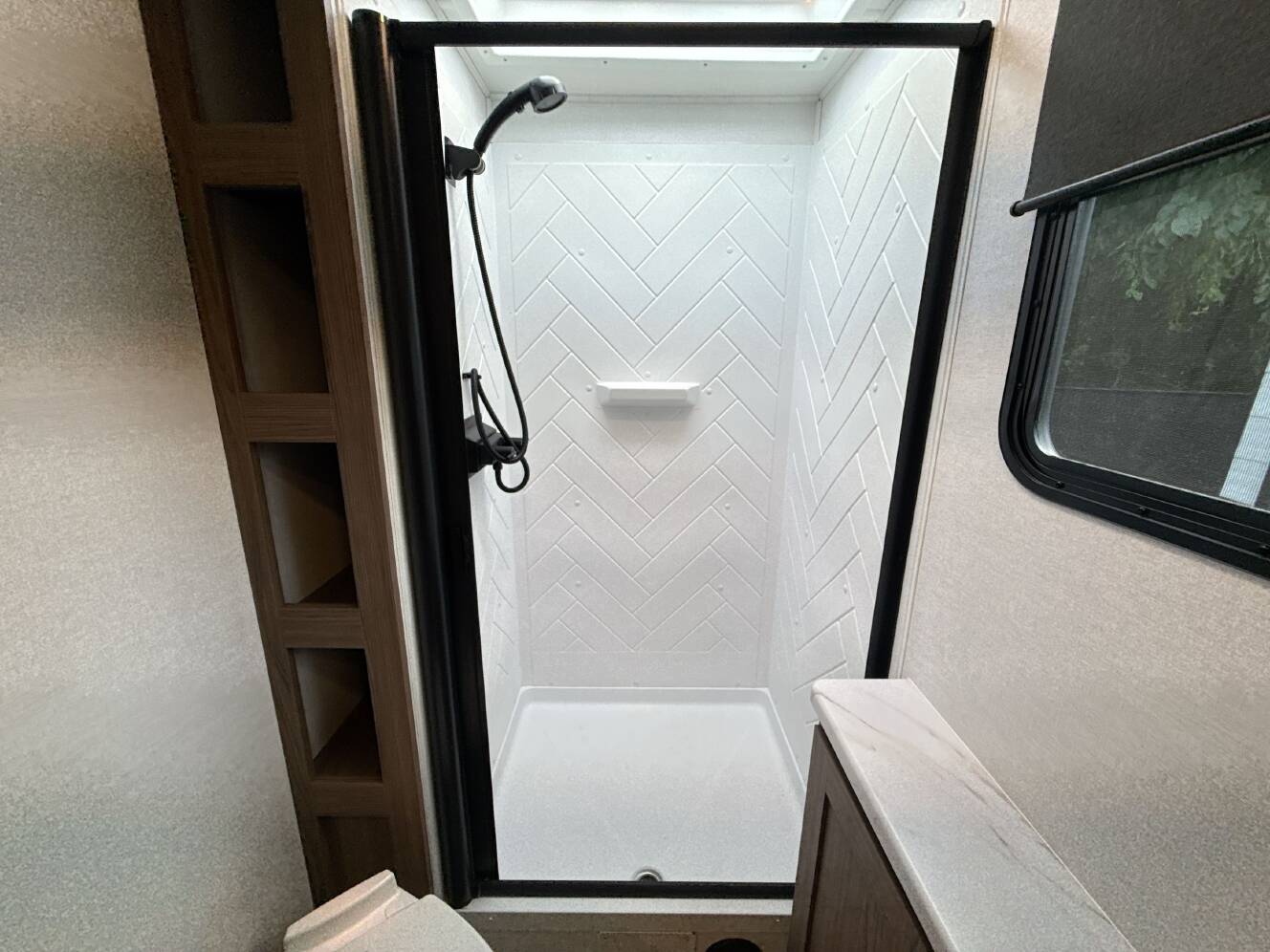 A photo of this 2024 Alliance DELTA 251BH
