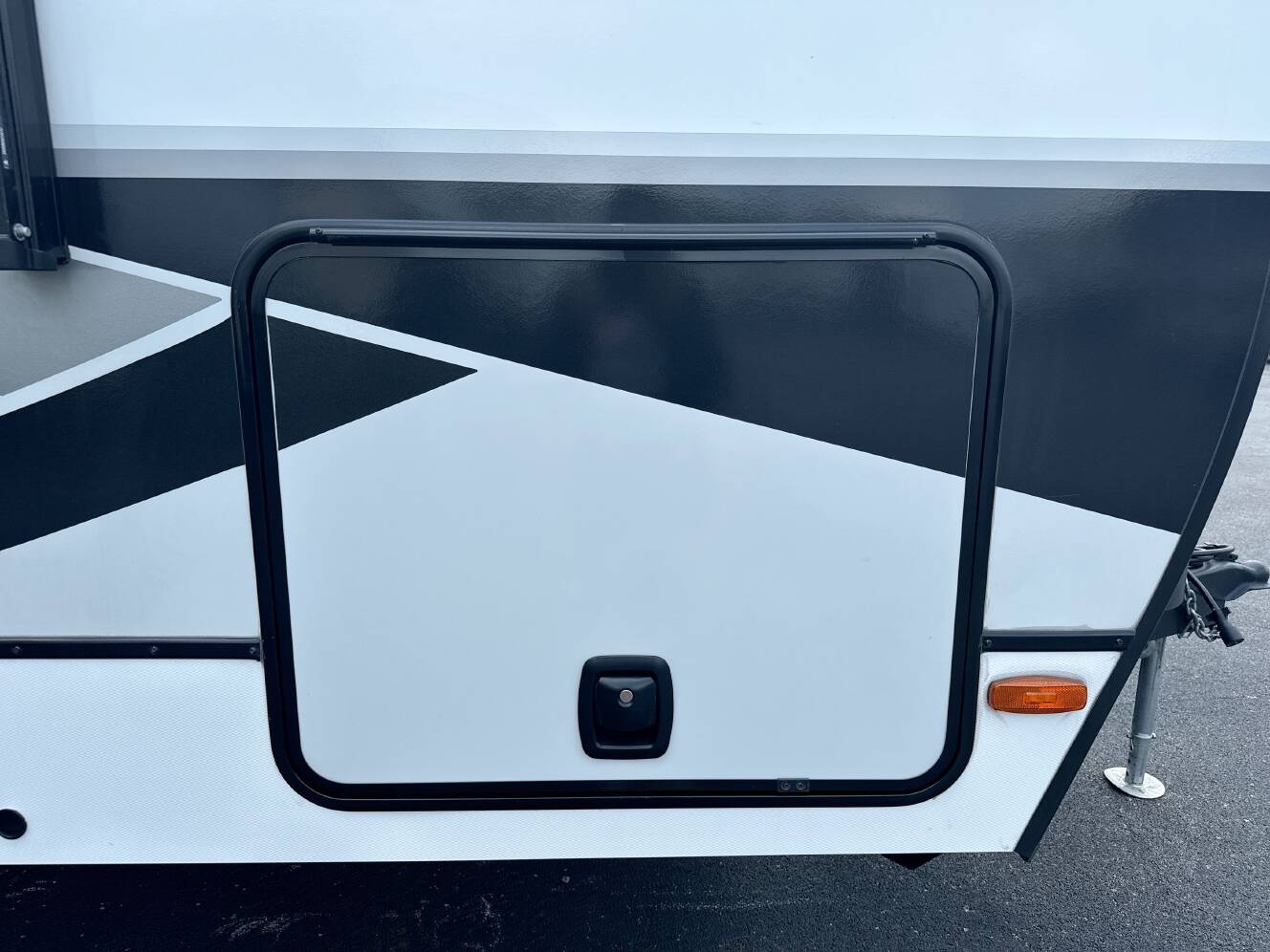 A photo of this 2024 Alliance DELTA 251BH