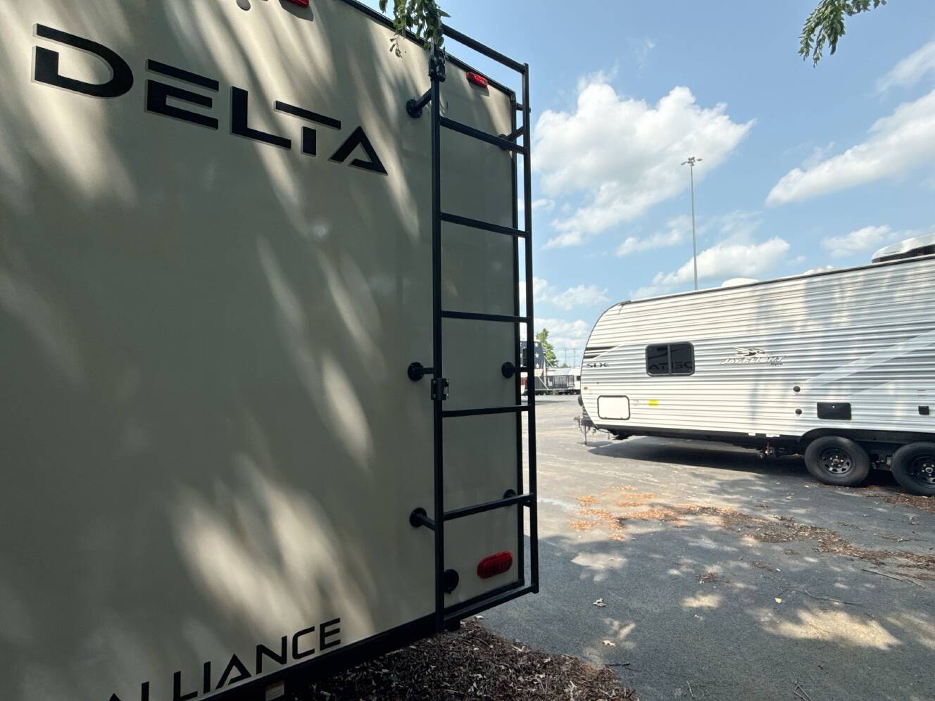 A photo of this 2024 Alliance DELTA 251BH