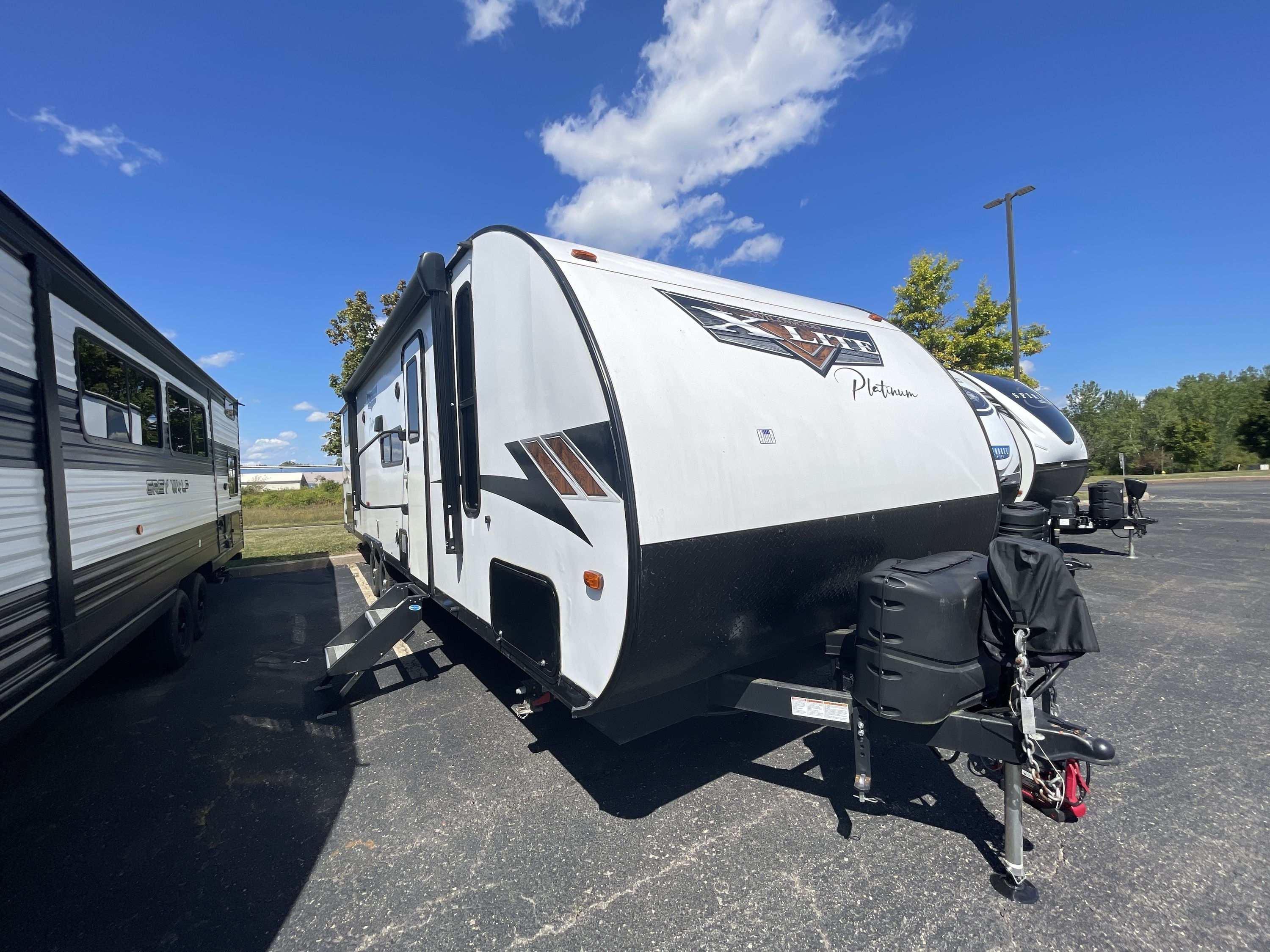 2023 Forest River WILDWOOD X-LITE 273QBXL RV