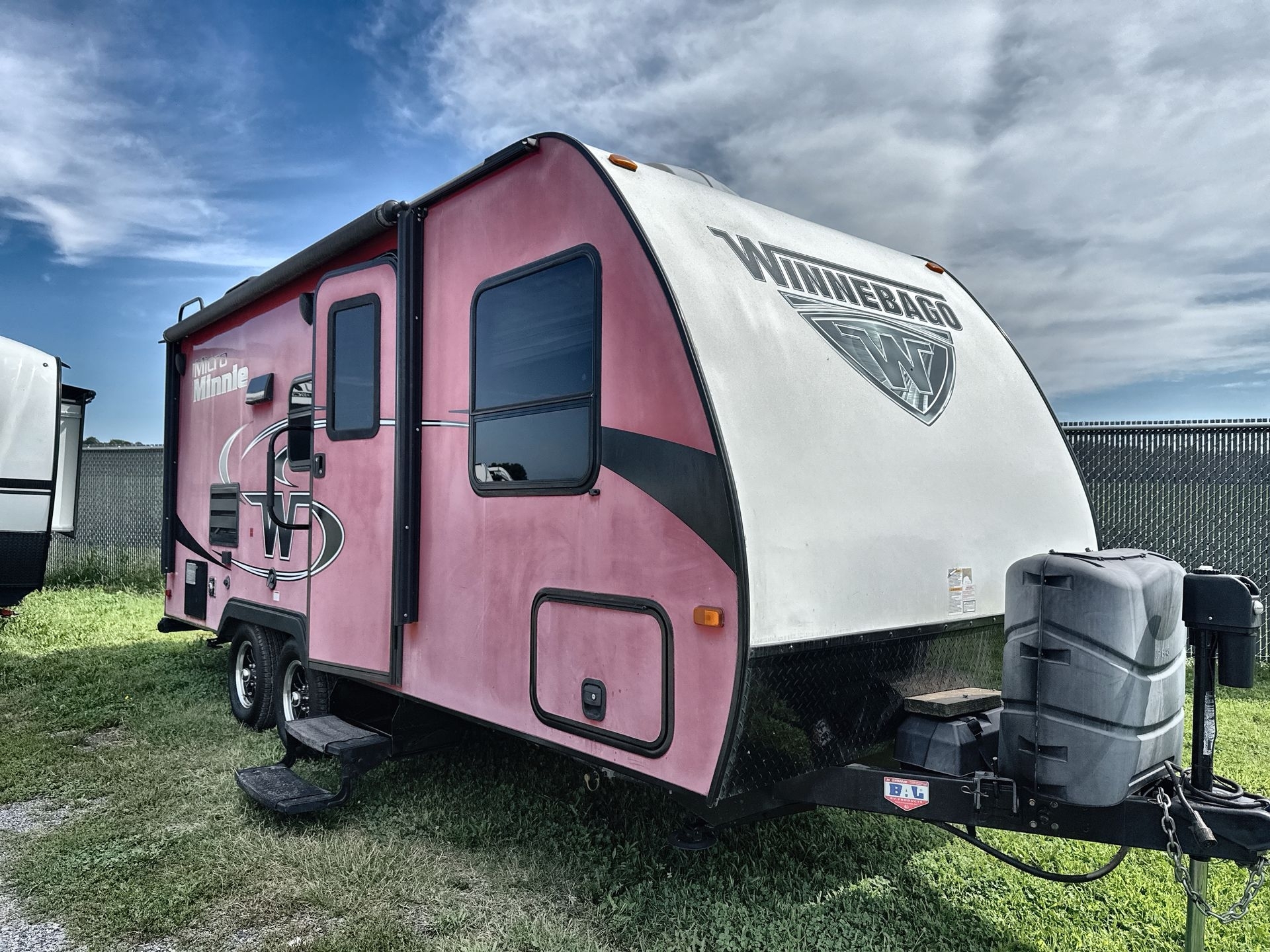 2018 Winnebago MICRO MINNIE 2106FBS in milford DE