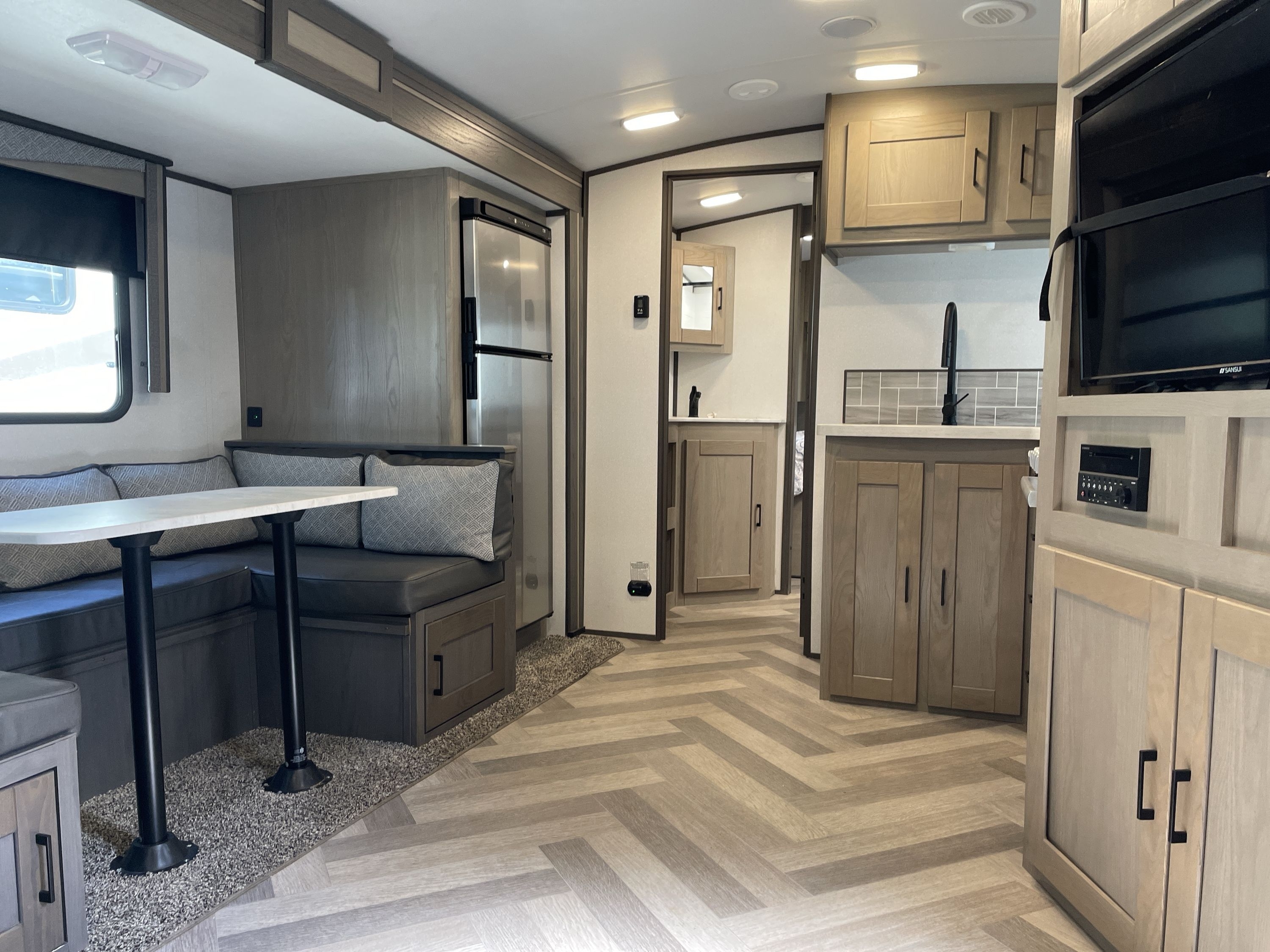 2021 Cruiser Rv TWILIGHT SIGNATURE 2500 TWS2500 in hendersonville NC