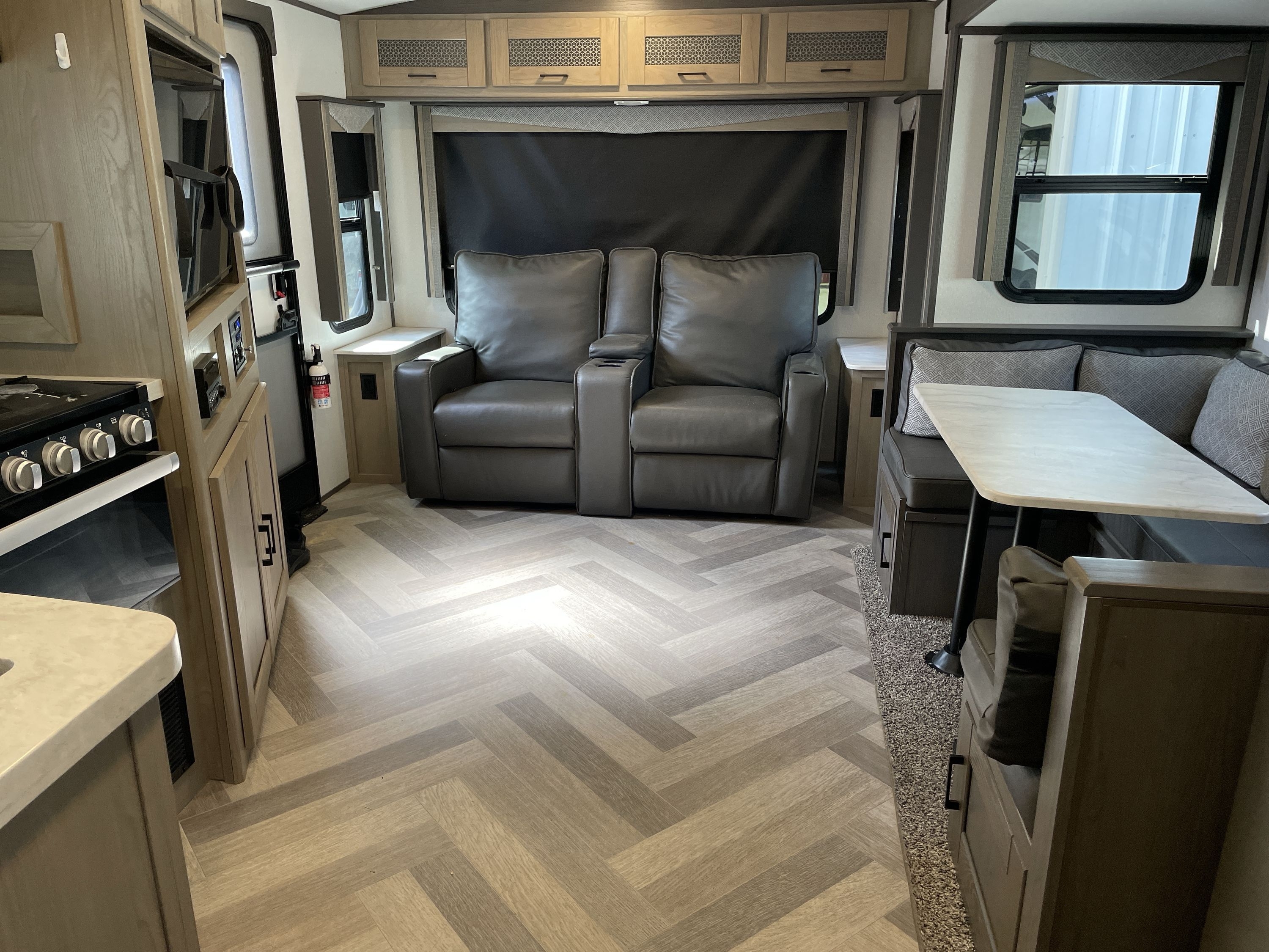 2021 Cruiser Rv TWILIGHT SIGNATURE 2500 TWS2500 in hendersonville NC