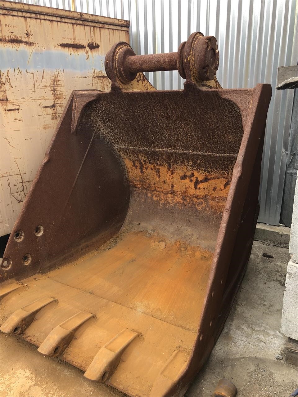 CATERPILLAR Attachment in Palos Verdes Peninsula, CA