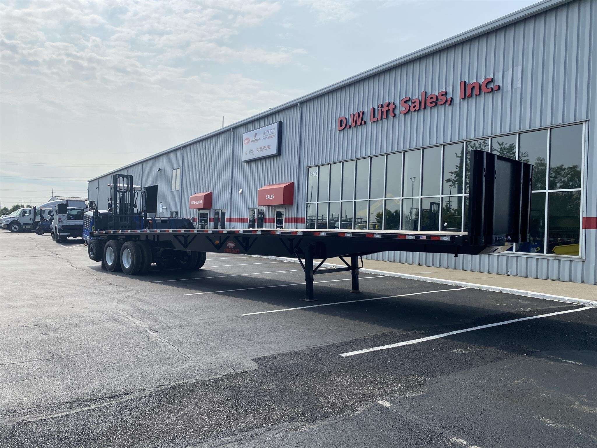 2027 DORSEY Trailer in Columbus, OH