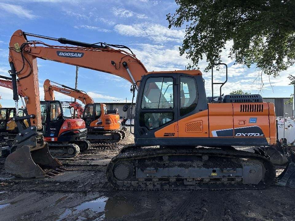 2021 DEVELON DX170 LC-5 in Anoka, MN