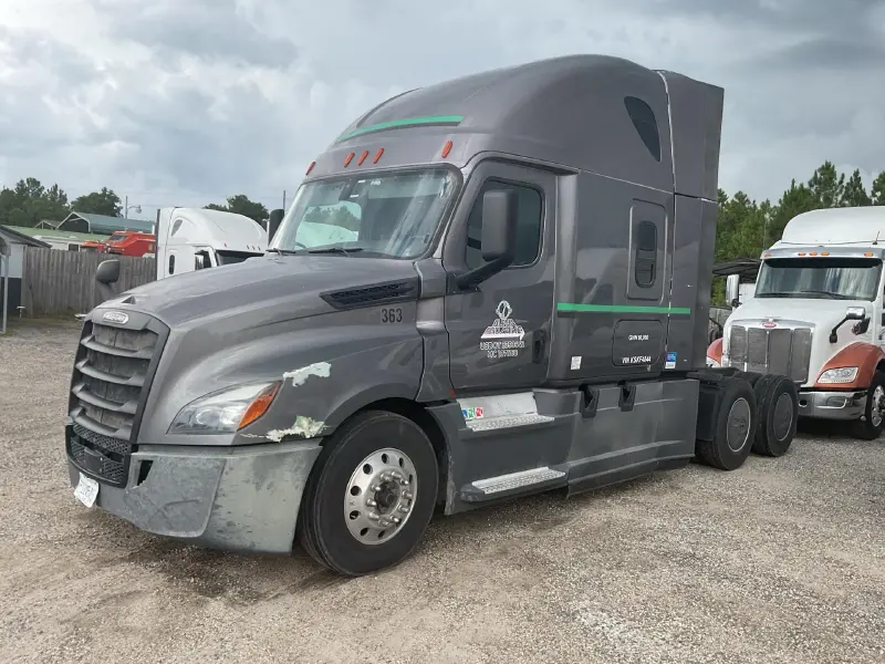 2019 FREIGHTLINER CASCADIA 126