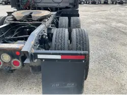 2019 FREIGHTLINER CASCADIA 126
