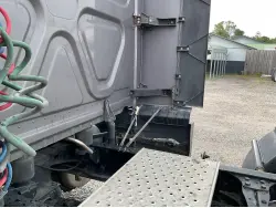 2019 FREIGHTLINER CASCADIA 126