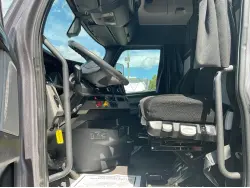 2019 FREIGHTLINER CASCADIA 126