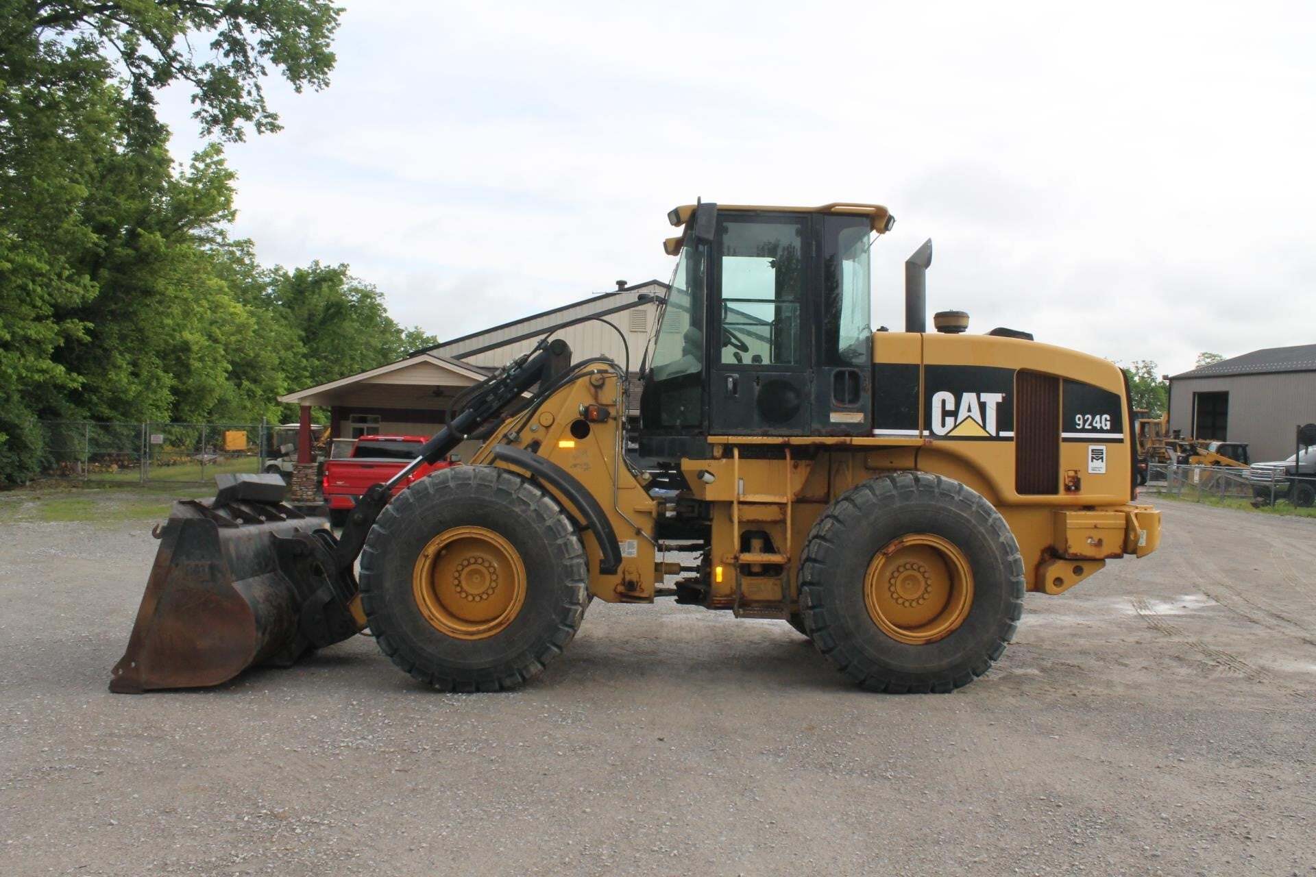 2004 CATERPILLAR 924G in Pleasureville, KY