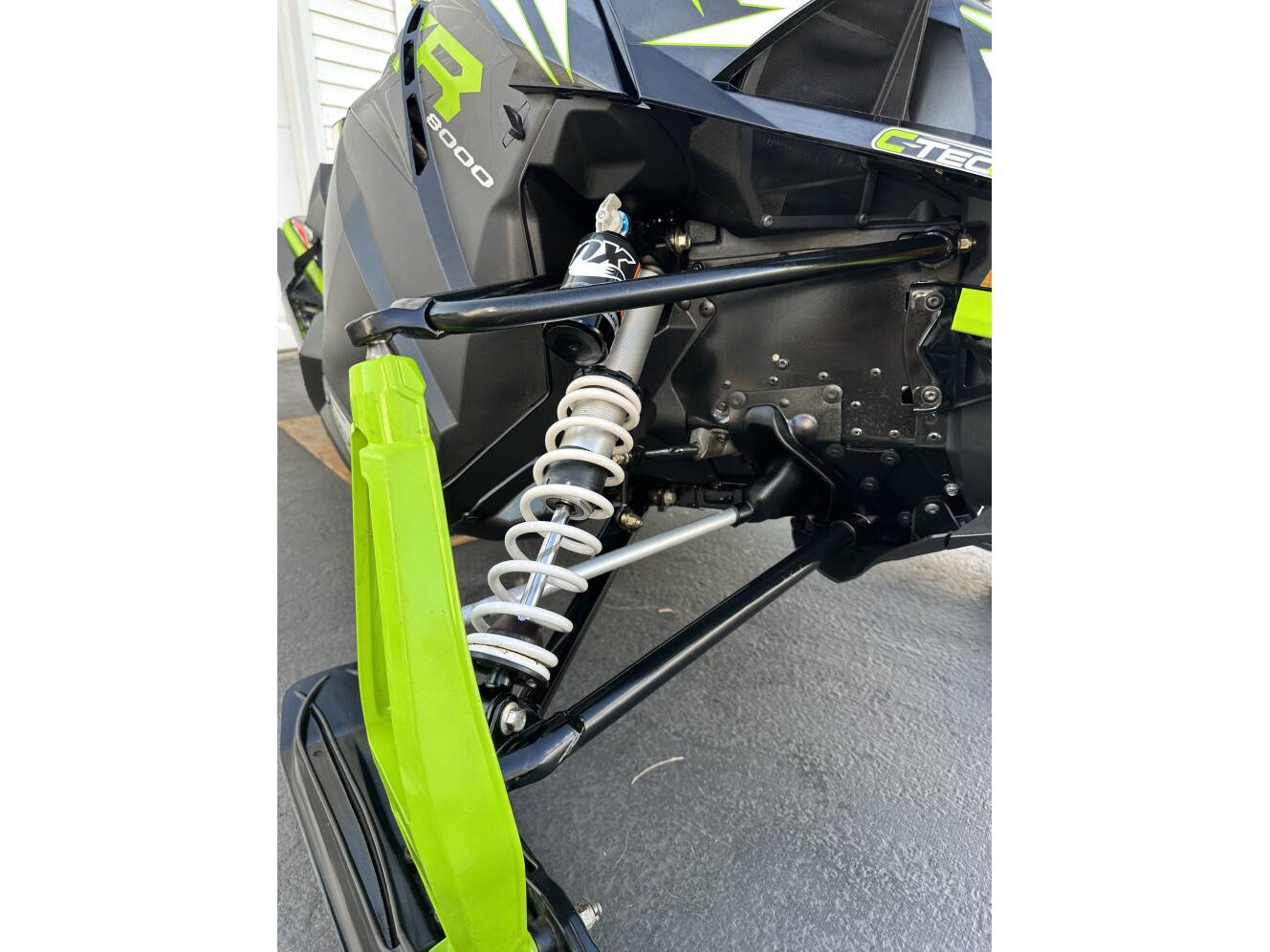 A photo of this 2018 Arctic Cat ZR 8000 LIMITED 129