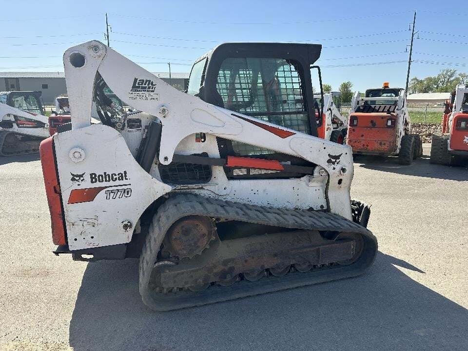 2017 BOBCAT T770 in Shakopee, MN