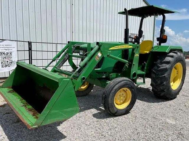 2014 JOHN DEERE 5065E in Okmulgee, OK