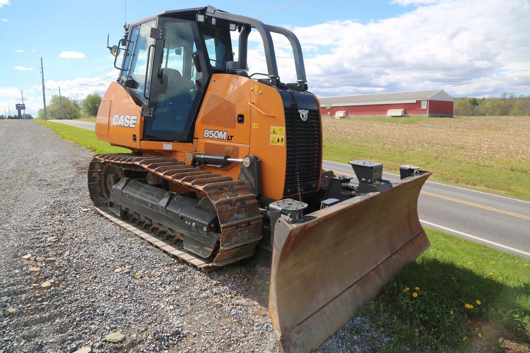 2023 CASE 850M LT in Bethel, PA