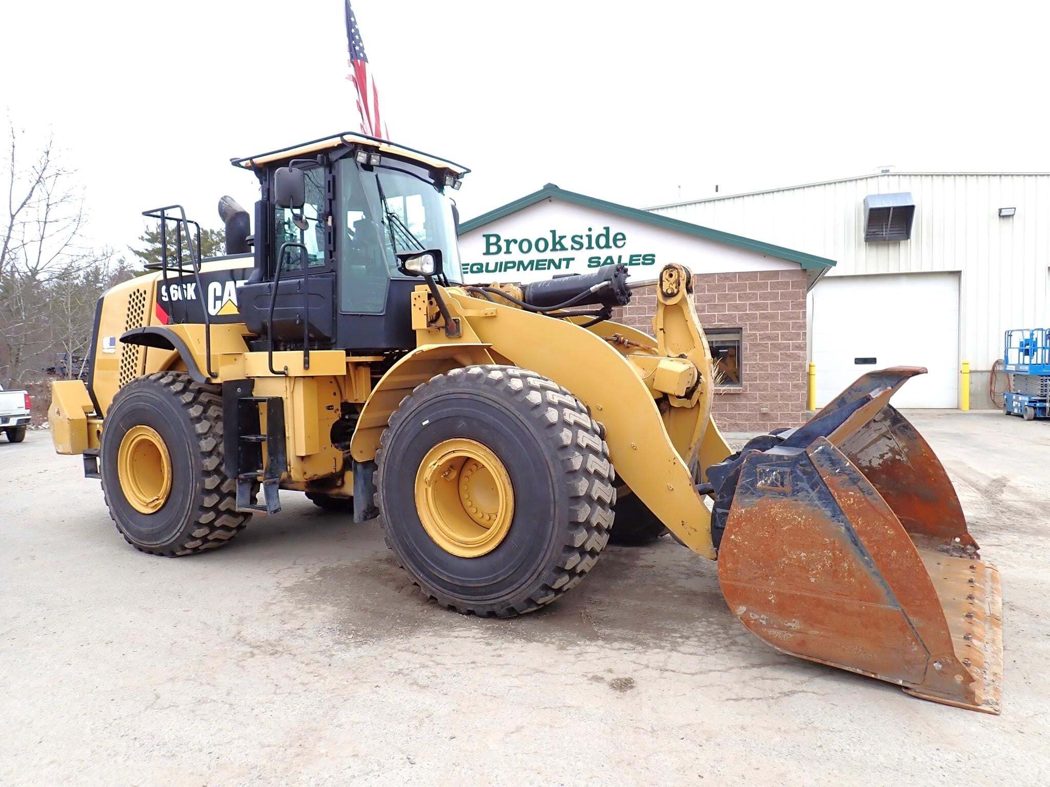 2012 CATERPILLAR 966K in Phillipston, MA