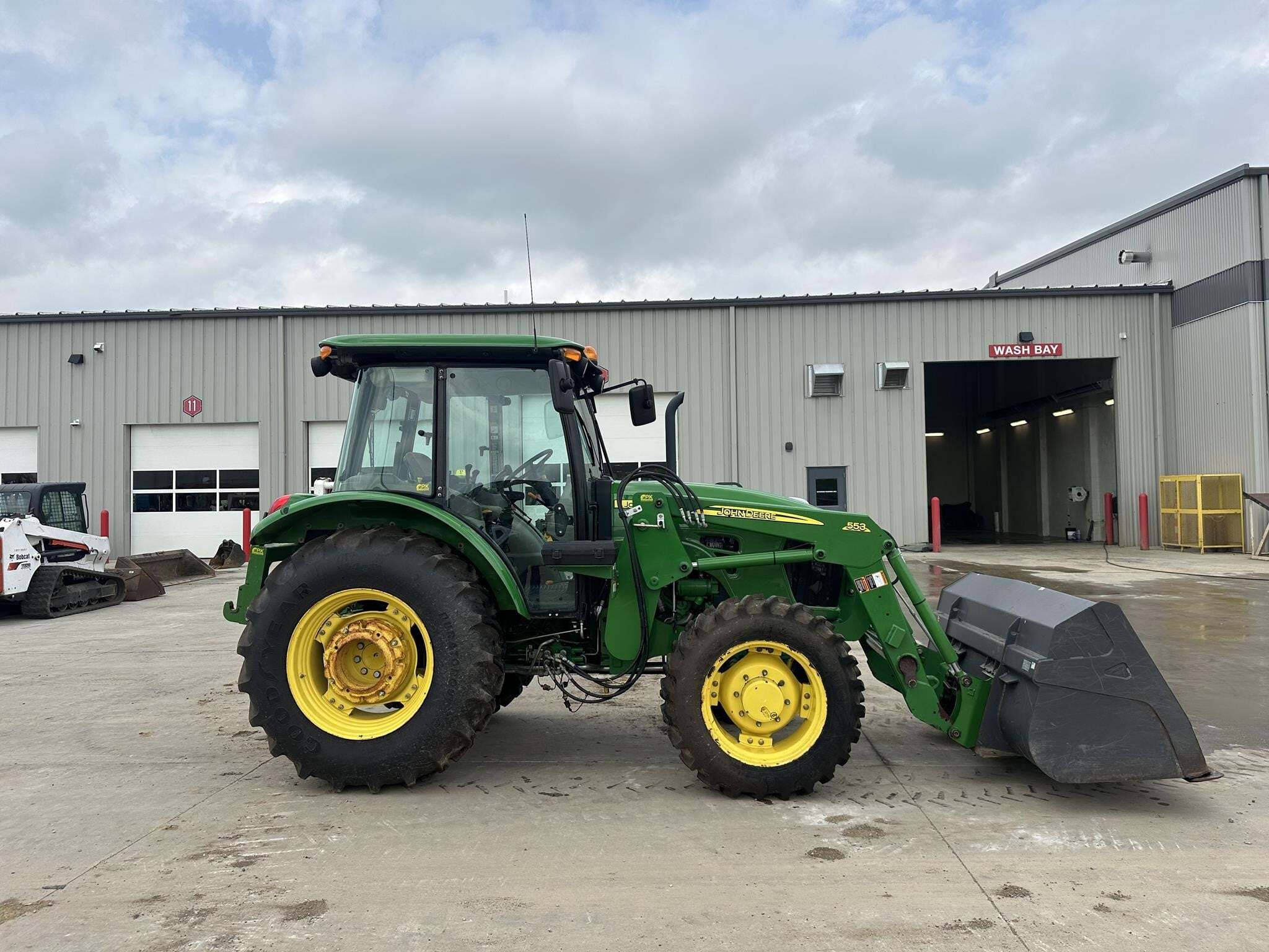 2012 JOHN DEERE 5093E in Cedar Rapids, IA
