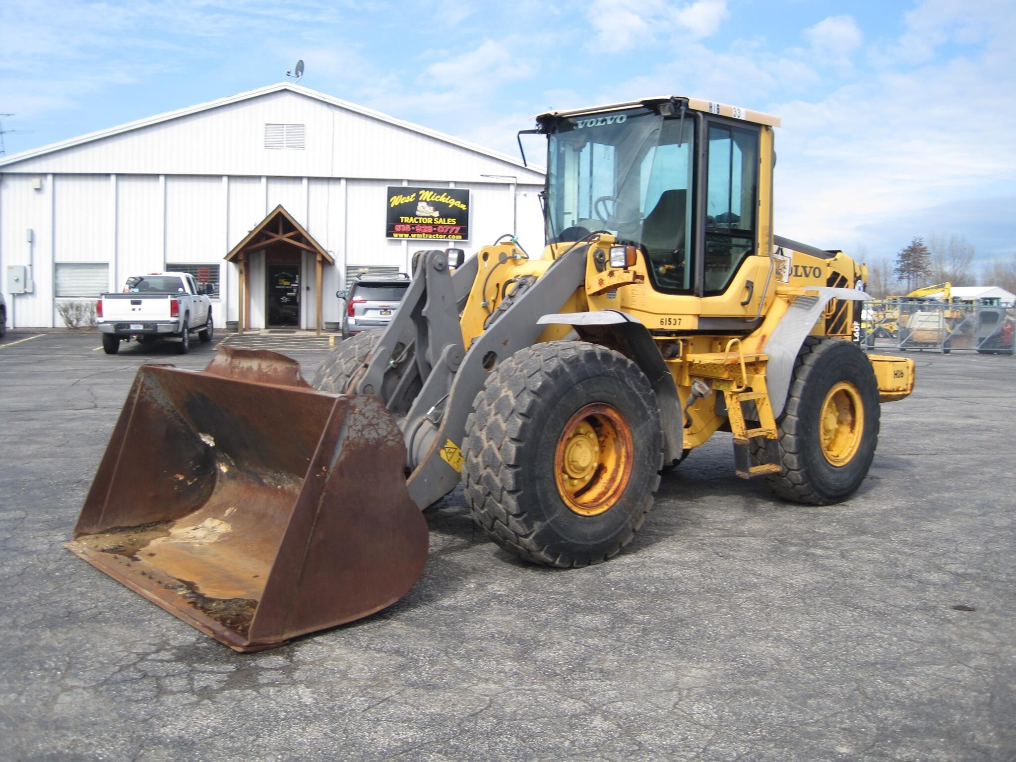 2007 VOLVO L60F in Holland, MI