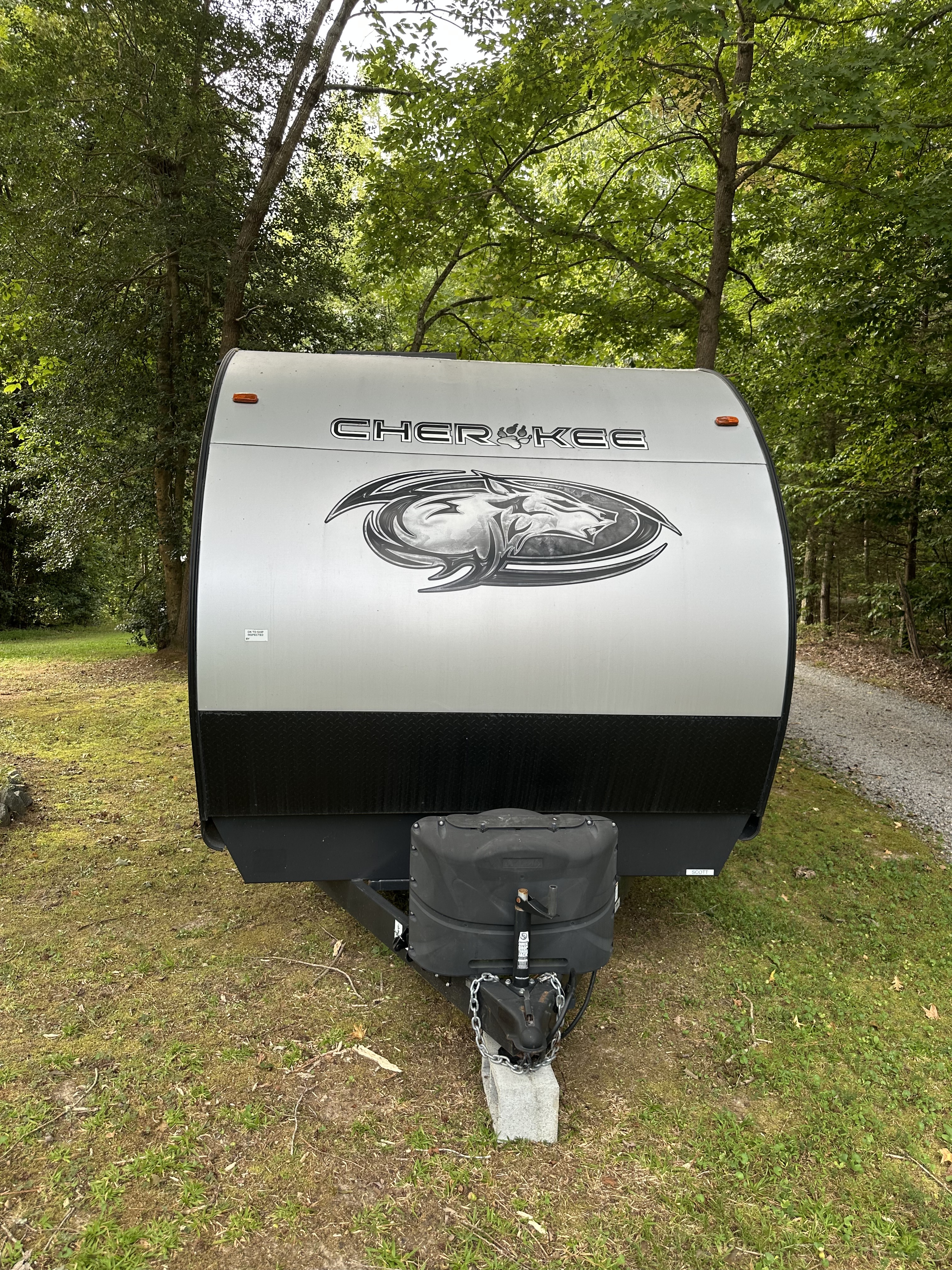2021 Forest River CHEROKEE WOLF DEN 306MM RV