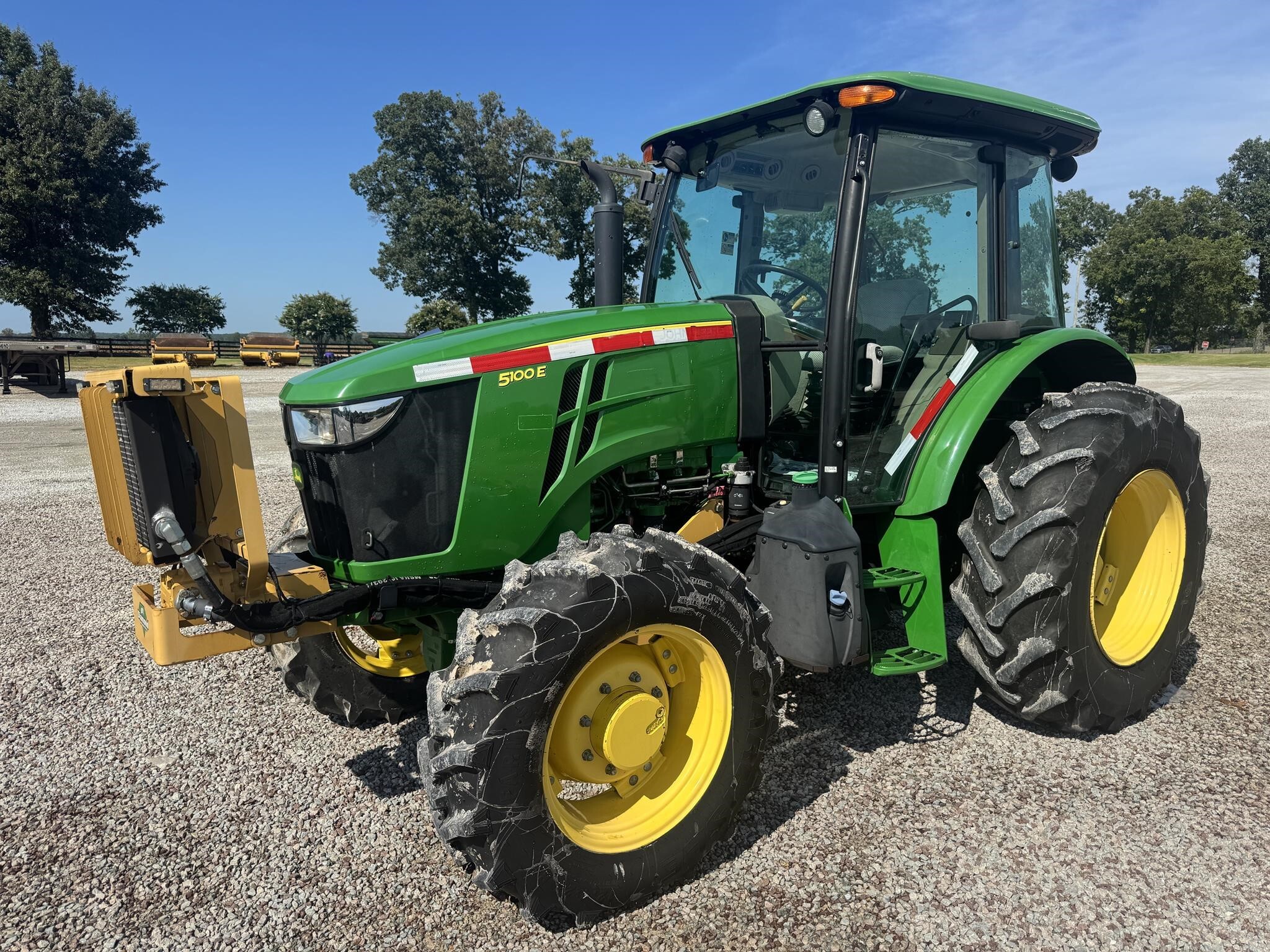2020 JOHN DEERE 5100E in Jackson, TN