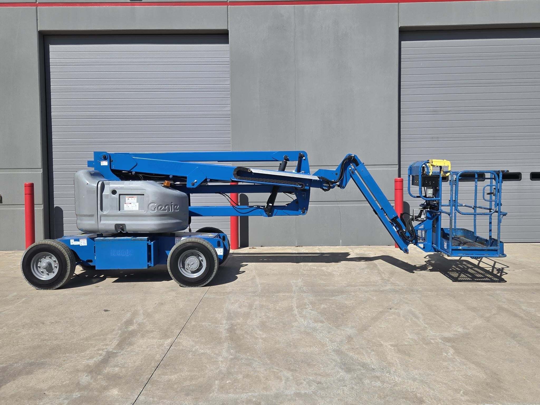 Used Articulated Boom Lift Equipment listings For Sale Near Case