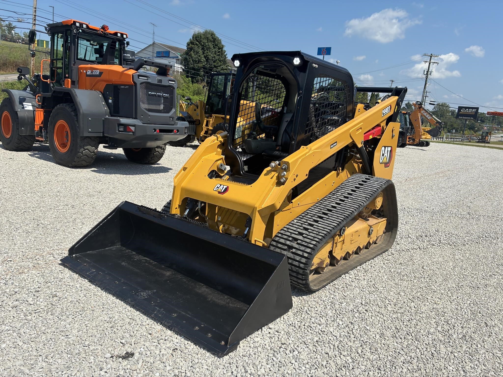 2023 CATERPILLAR 299D3 in Vienna, WV