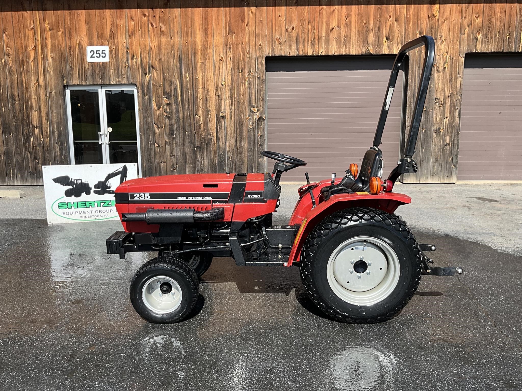 1986 CASE IH 235 in Conestoga, PA