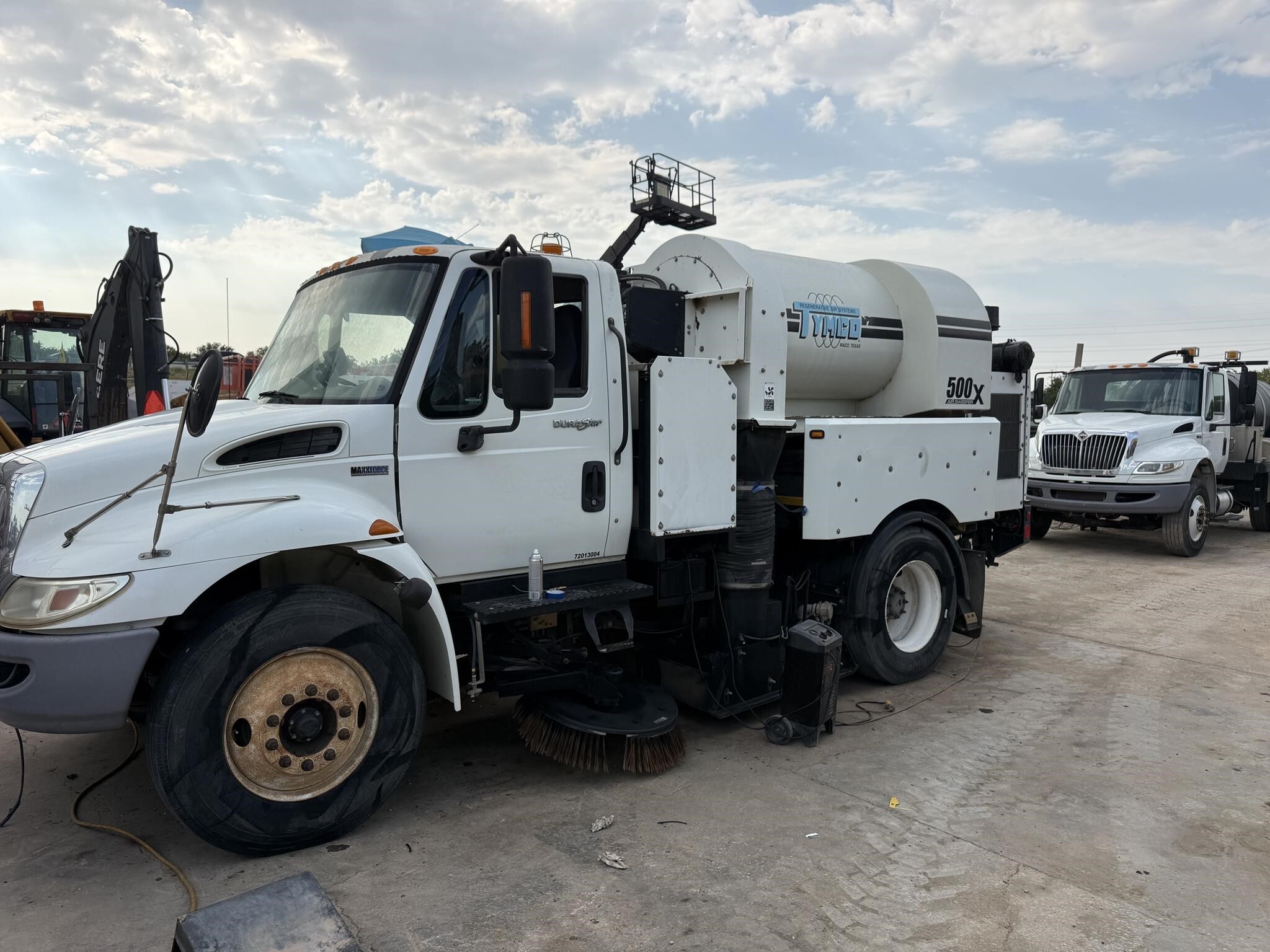 2014 TYMCO 500X in Irving, TX