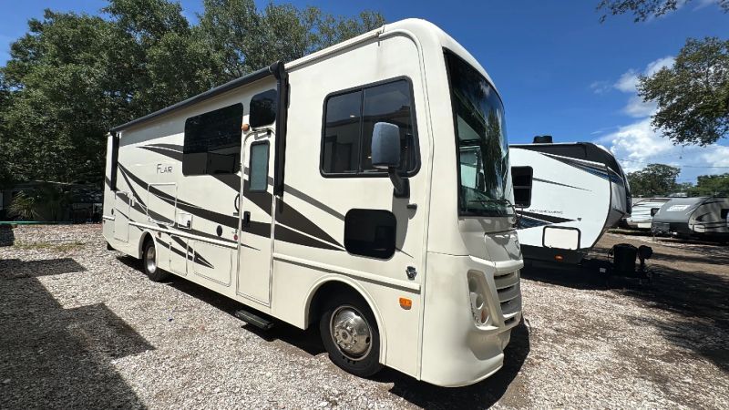 2019 Fleetwood Flair 29M in thonotosassa FL