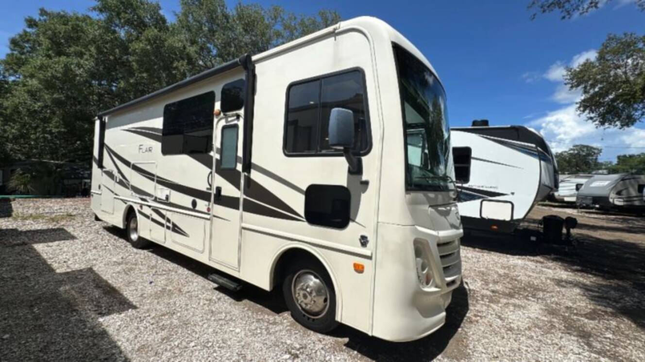 A photo of this 2019 Fleetwood Flair 29M