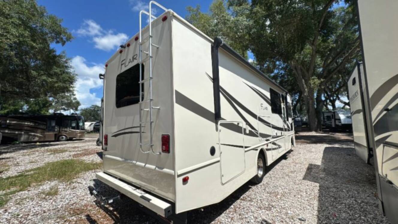 A photo of this 2019 Fleetwood Flair 29M