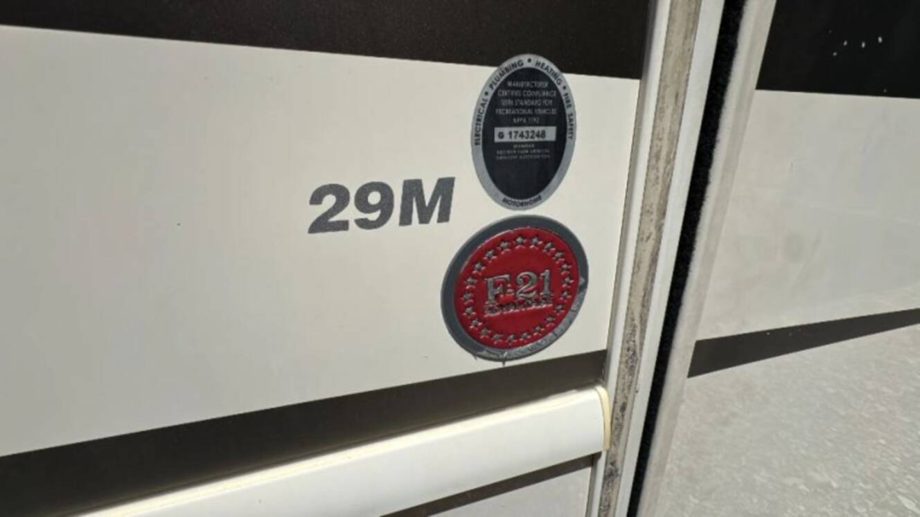 A photo of this 2019 Fleetwood Flair 29M