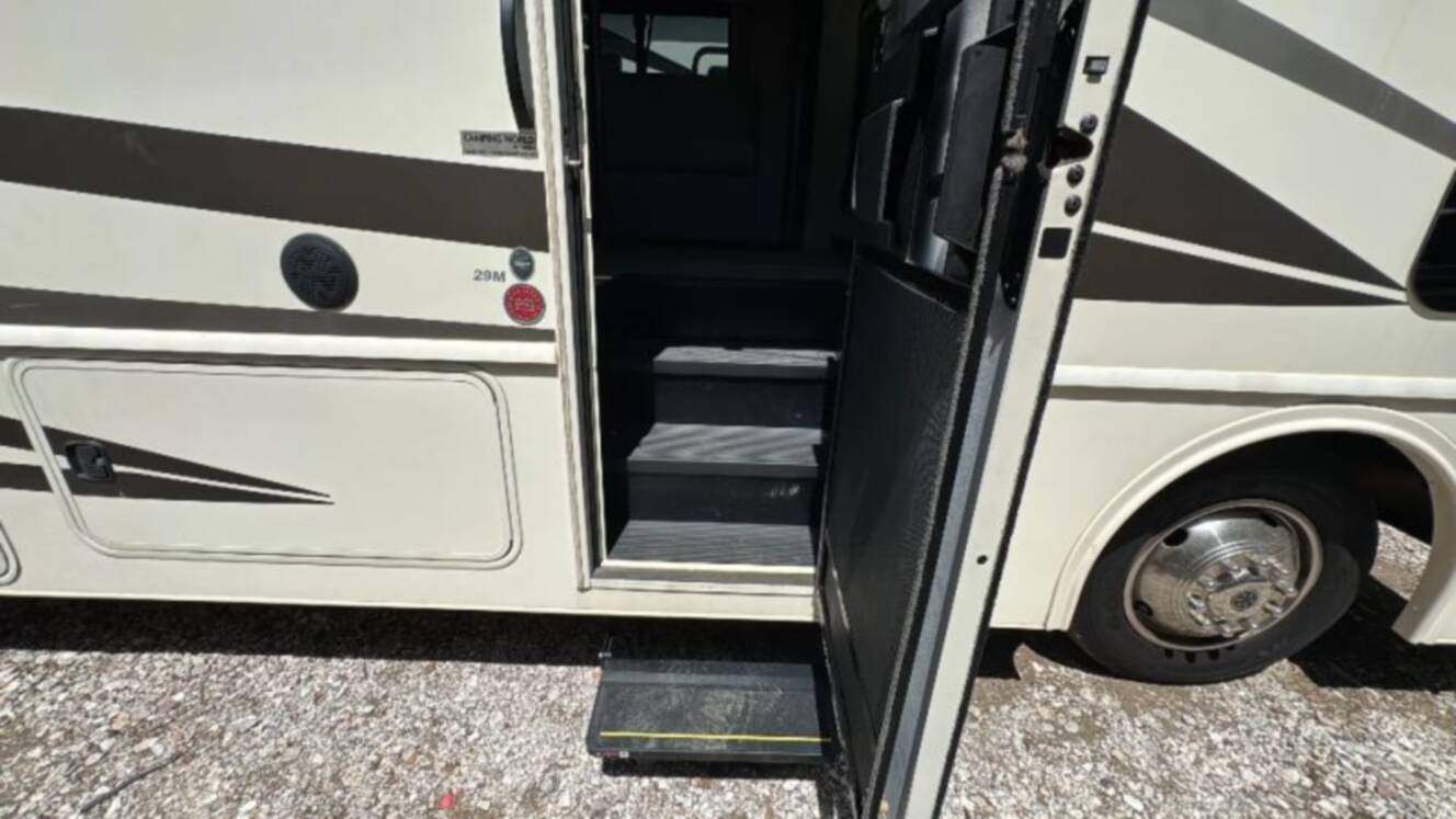 A photo of this 2019 Fleetwood Flair 29M