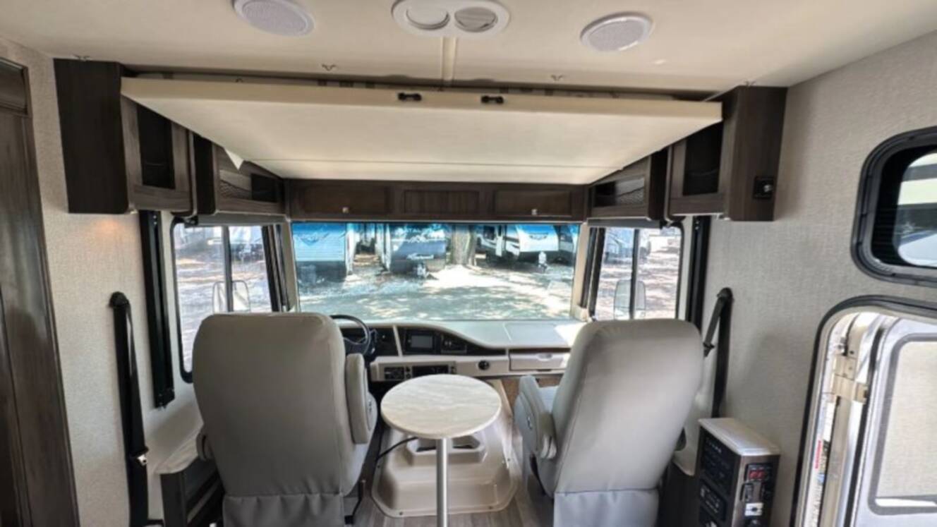 A photo of this 2019 Fleetwood Flair 29M
