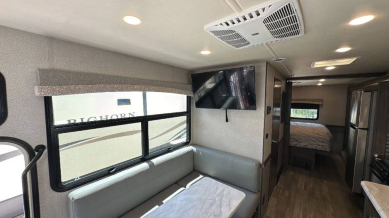 A photo of this 2019 Fleetwood Flair 29M