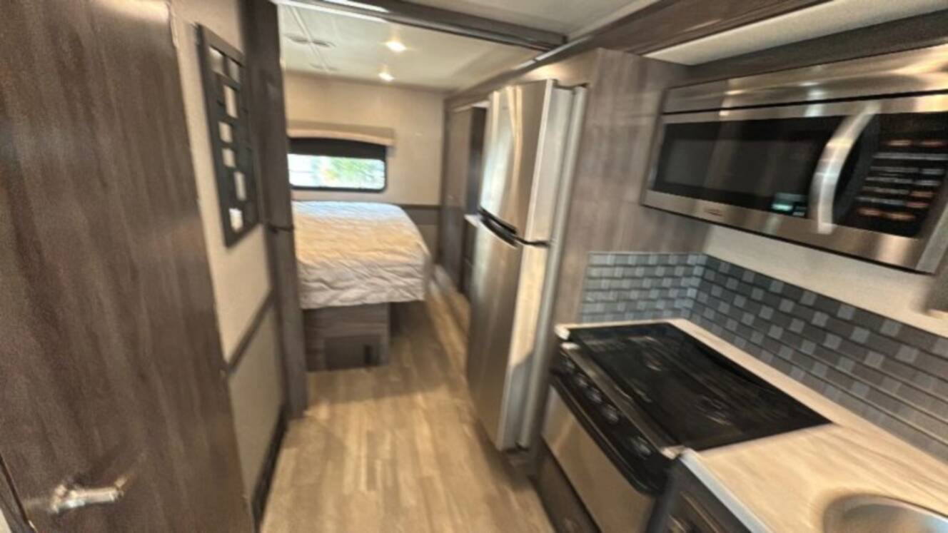 A photo of this 2019 Fleetwood Flair 29M