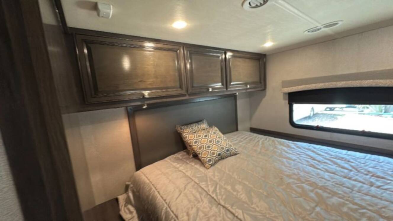 A photo of this 2019 Fleetwood Flair 29M