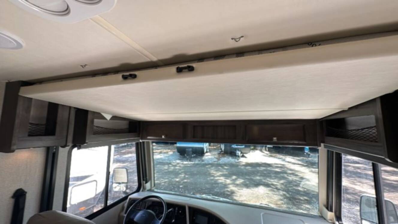 A photo of this 2019 Fleetwood Flair 29M