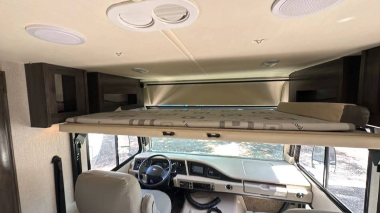 A photo of this 2019 Fleetwood Flair 29M