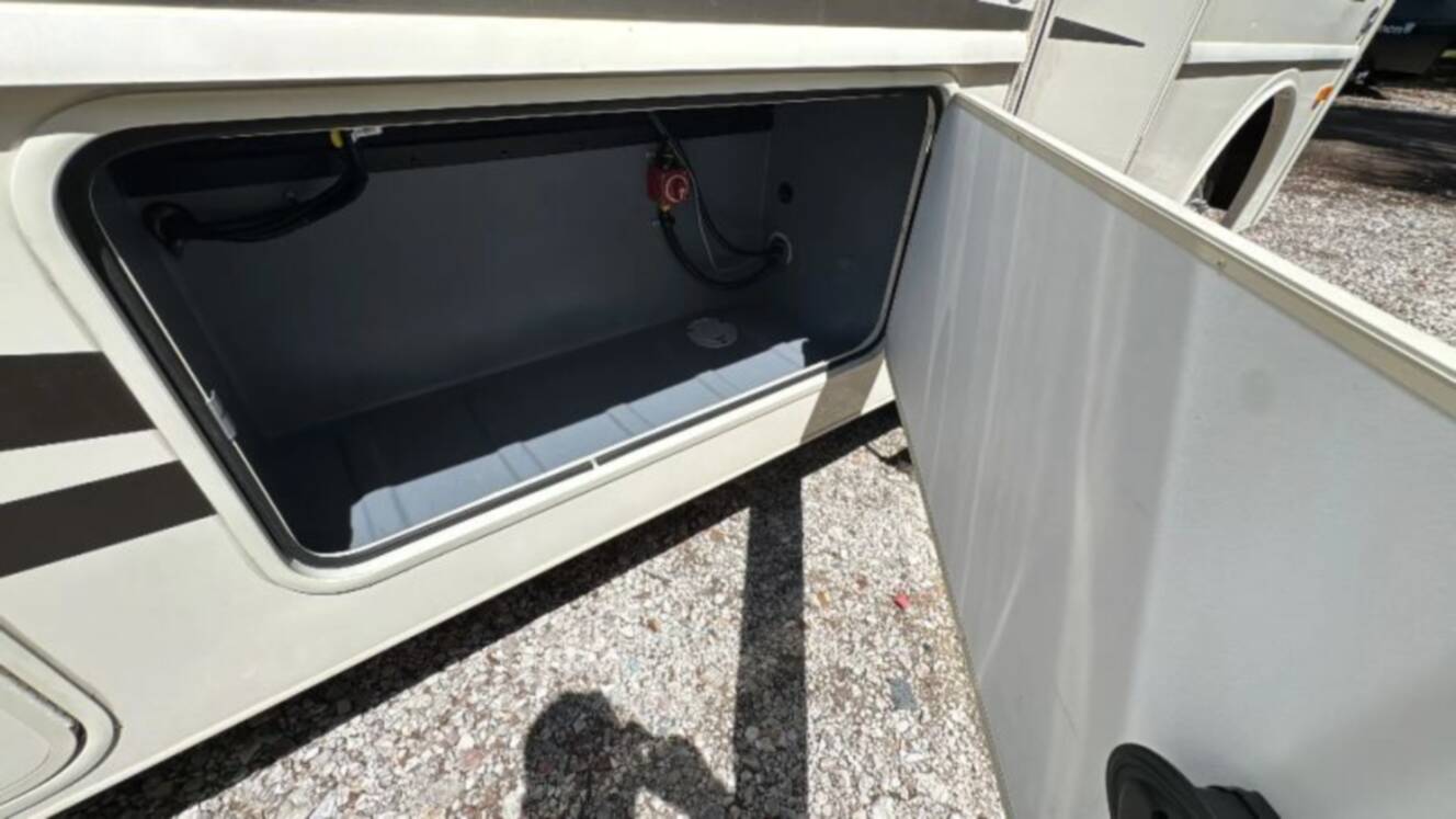 A photo of this 2019 Fleetwood Flair 29M