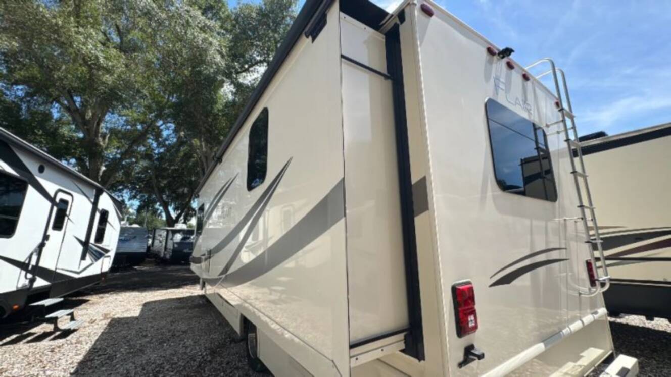 A photo of this 2019 Fleetwood Flair 29M