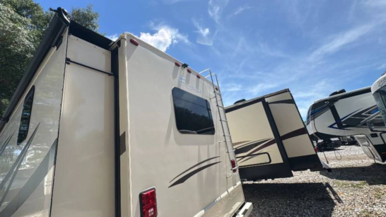 A photo of this 2019 Fleetwood Flair 29M