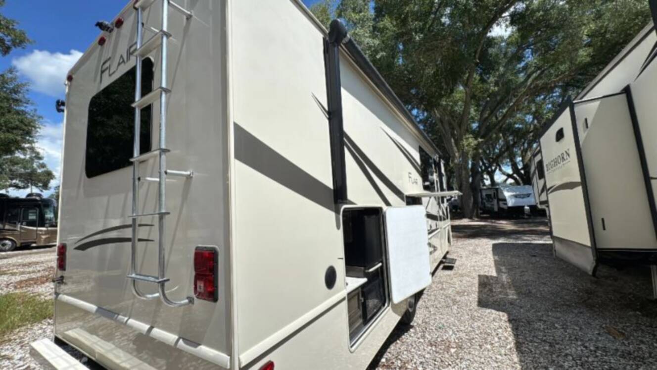 A photo of this 2019 Fleetwood Flair 29M