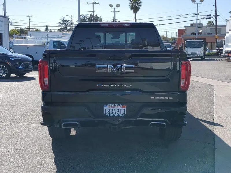 2023 GMC SIERRA
