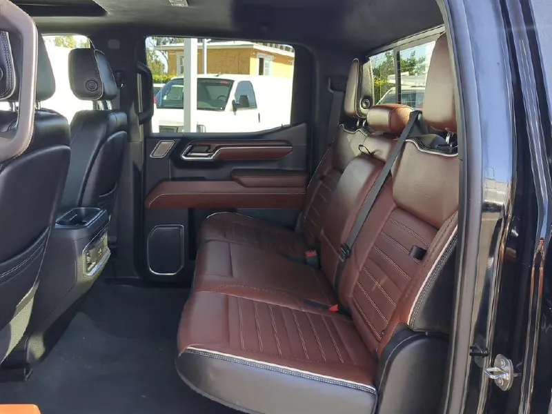 2023 GMC SIERRA