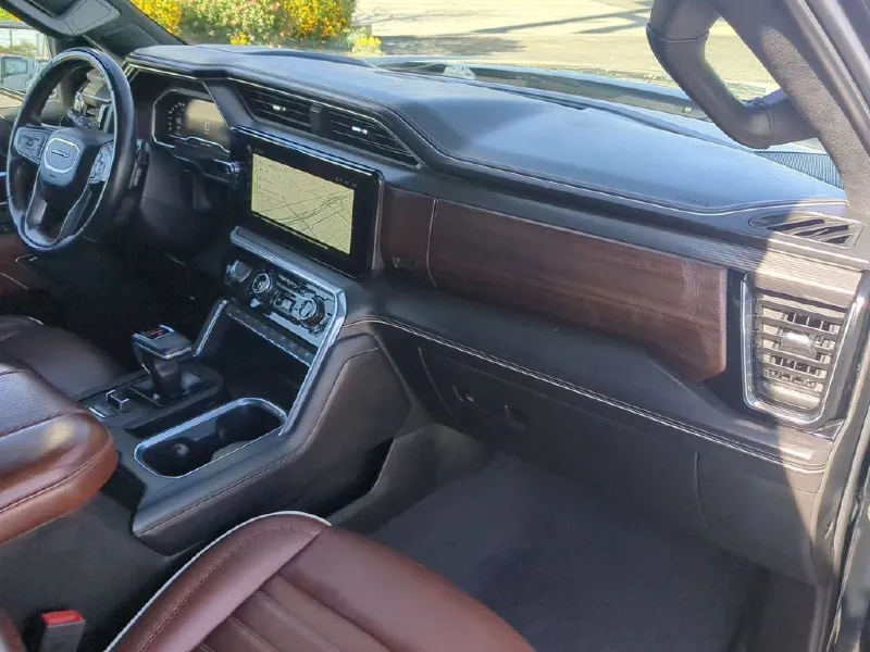 2023 GMC SIERRA