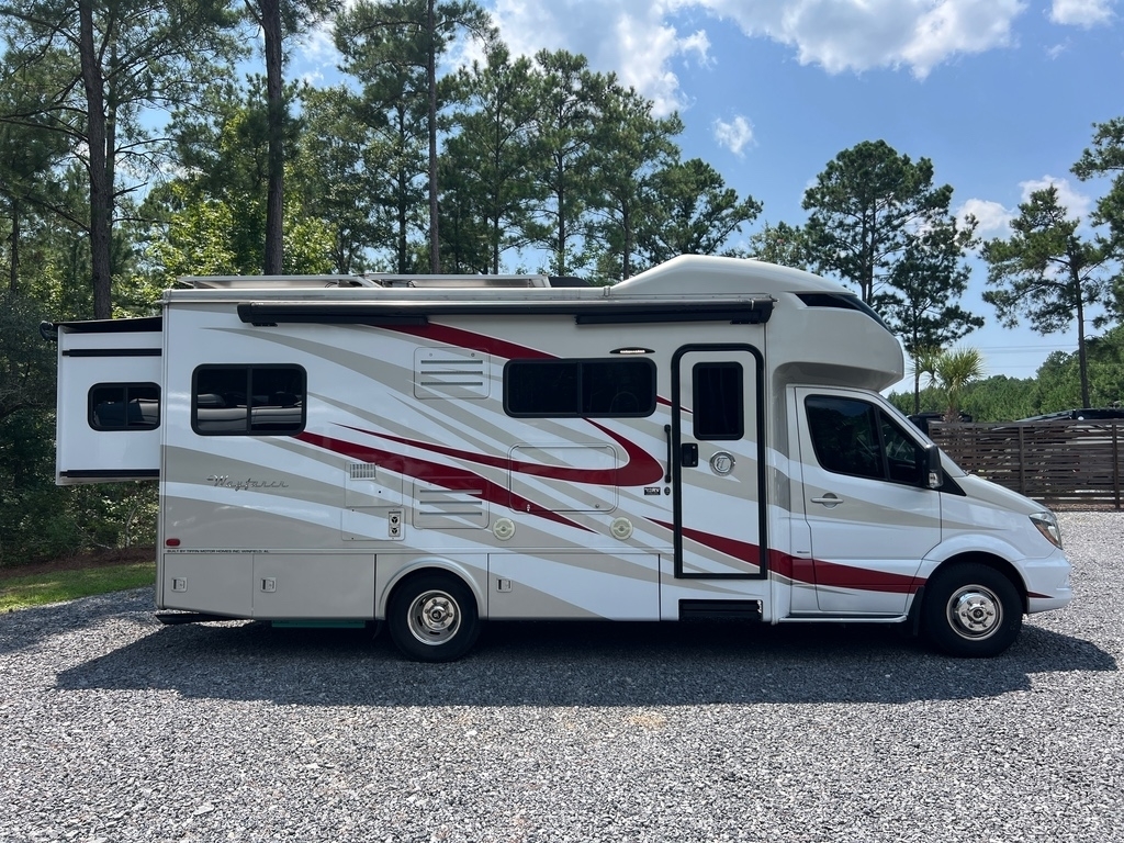 2017 Tiffin Motorhomes Wayfarer 24 QW in charleston SC