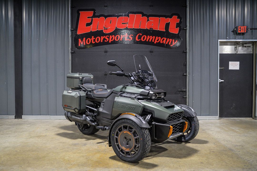 2025 Can-Am Canyon Redrock REDROCK in Madison, WI