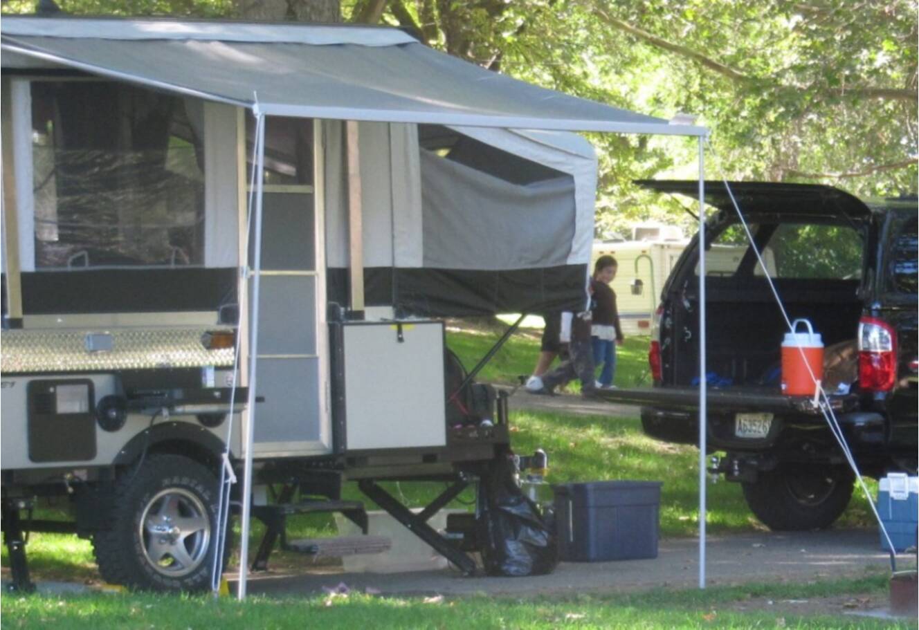 A photo of this 2009 Coleman EVOLUTION SERIES E1