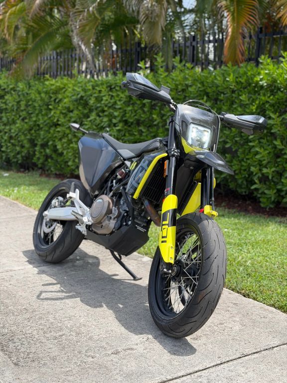 2024 Husqvarna 701 Supermoto SUPERMOTO in Hollywood, FL